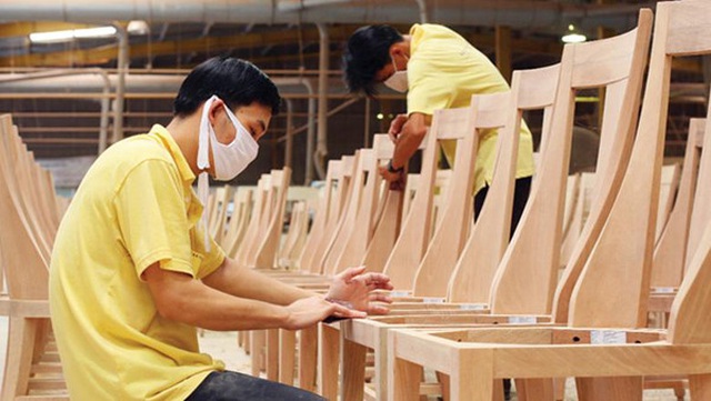 Lo ngại gỗ Việt bị Trung Quốc “mượn đường” xuất sang Mỹ